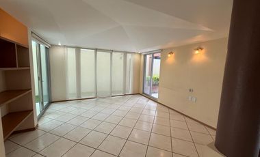 Residencia en venta en Jardin Real Zapopan