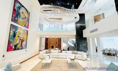 Lujosa Residencia en Venta Bosque de las Lomas Zapopan Zona Andares