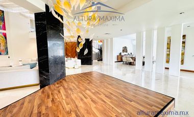 Lujosa Residencia en Venta Bosque de las Lomas Zapopan Zona Andares