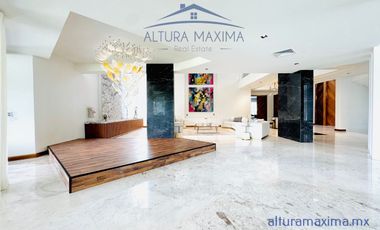 Lujosa Residencia en Venta Bosque de las Lomas Zapopan Zona Andares