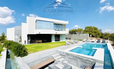 Lujosa Residencia en Venta Bosque de las Lomas Zapopan Zona Andares