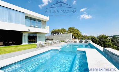 Lujosa Residencia en Venta Bosque de las Lomas Zapopan Zona Andares