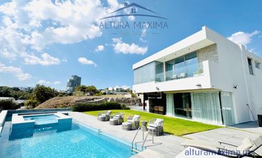 Lujosa Residencia en Venta Bosque de las Lomas Zapopan Zona Andares