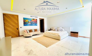 Lujosa Residencia en Venta Bosque de las Lomas Zapopan Zona Andares