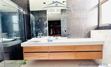 Lujosa Residencia en Venta Bosque de las Lomas Zapopan Zona Andares