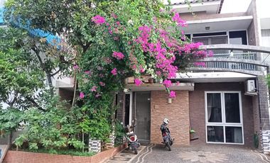 DISEWAKAN CEPAT RUMAH DI GREEN COURT LAKE