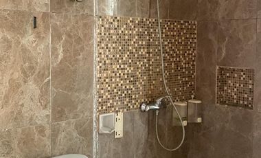 DISEWAKAN CEPAT RUMAH DI GREEN COURT LAKE