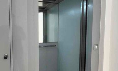 Se vende casa por estrenar en Aires del Batán con ascensor Vista al Lago