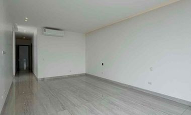 Se vende casa por estrenar en Aires del Batán con ascensor Vista al Lago