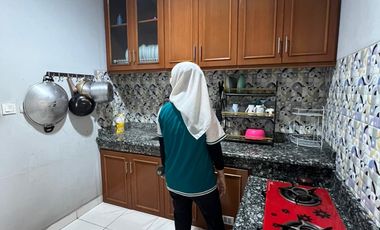 DISEWAKAN RUMAH FURNISH DALAM CLUSTER DI SUMMARECON BEKASI