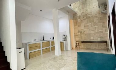 FOR RENT HUNIAN FURNIHSED 5BR AKSES DEKAT JALAN UTAMA BYPAS SANUR