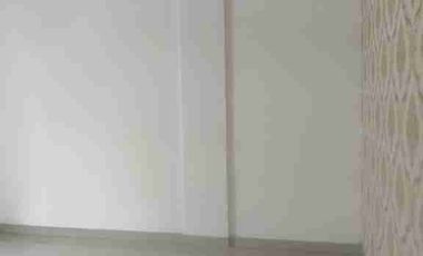 Dijual rumah bagus 3 lantai 4 kamar tidur di Pluit