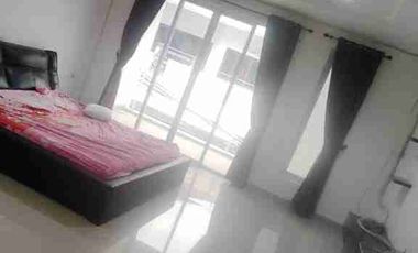 Dijual rumah bagus 3 lantai 4 kamar tidur di Pluit