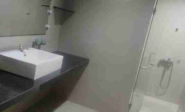 Dijual rumah bagus 3 lantai 4 kamar tidur di Pluit