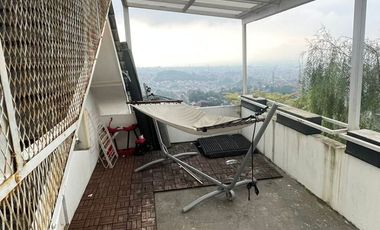 Dijual Rumah Siap Huni, Rumah Mewah Harga Murah, Lokasi Strategis