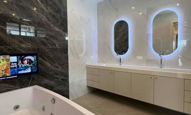 Se vende casa amoblada 5 habitaciones en Blue Bay • Isla Mocolí