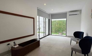 Se vende casa amoblada 5 habitaciones en Blue Bay • Isla Mocolí