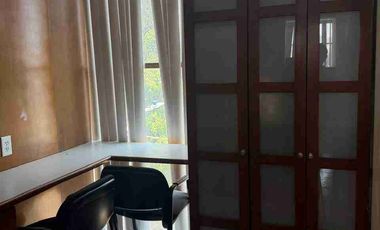 EDIFICIO EN INIGUALABLE UBICACIÓN VISTA HERMOSA LA ZONA DORADA DE CUERNAVACA. CON 10 ESTACIONAMIENTOS