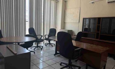EDIFICIO EN INIGUALABLE UBICACIÓN VISTA HERMOSA LA ZONA DORADA DE CUERNAVACA. CON 10 ESTACIONAMIENTOS
