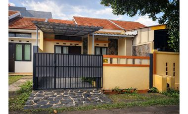 DIJUAL RUMAH BAGUS ADA CARPORT SIAP HUNI HARGA NEGO CILEBUT BOGOR
