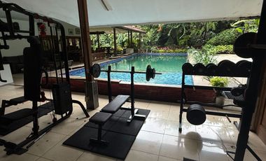 Rumah Compound 3 Unit – Cipete Selatan – LT 1.295 m² – SHM