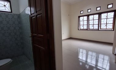 DISEWAKAN RUMAH DI JOGJA DEKAT KAMPUS ATMAJAYA