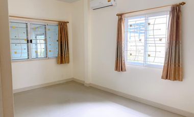 House for sale at Marouy Motorway, Chachoengsao. Single-storey detached house, airy and spacious with a large surrounding area.