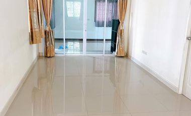 House for sale at Marouy Motorway, Chachoengsao. Single-storey detached house, airy and spacious with a large surrounding area.