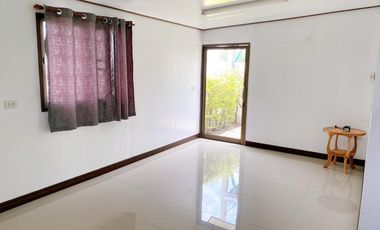 House for sale at Marouy Motorway, Chachoengsao. Single-storey detached house, airy and spacious with a large surrounding area.