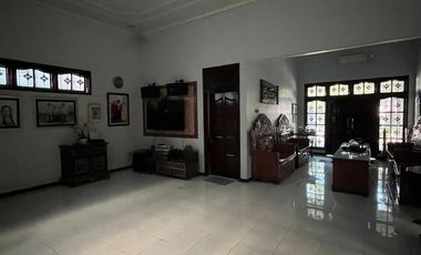 Hitung tanah! Rumah 1 lantai di Jalan Suningrat Taman - Sidoarjo