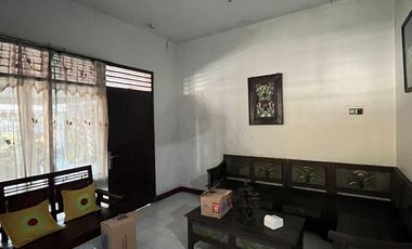 Hitung tanah! Rumah 1 lantai di Jalan Suningrat Taman - Sidoarjo