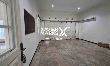 Disewakan Rumah Modern Mewah & Luas di Boulevard Puncak Dieng, Malang