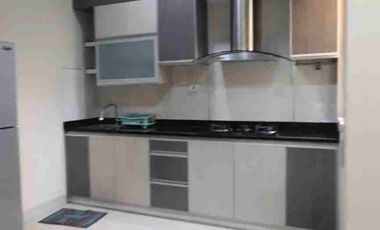 Sewa Cepat Rumah Eksklusif 2 Lantai Furnish di Water Spring Grand Wisata