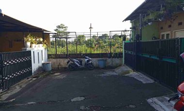 Jual Cepat Rumah 2 Lantai Strategis di Bintara Bekasi Barat