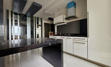 Siap siap Cuan! Nego sampai deal Dijual 2br Renovasi jadi 1br luas siap huni semi furnished Apartemen Mediterania Marina Ancol Residence