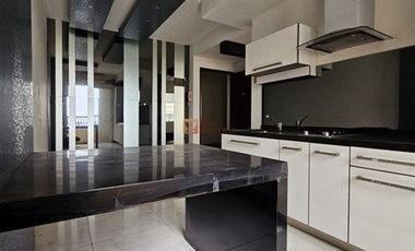 Siap siap Cuan! Nego sampai deal Dijual 2br Renovasi jadi 1br luas siap huni semi furnished Apartemen Mediterania Marina Ancol Residence