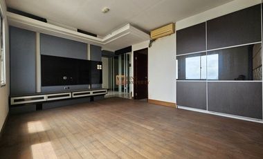 Siap siap Cuan! Nego sampai deal Dijual 2br Renovasi jadi 1br luas siap huni semi furnished Apartemen Mediterania Marina Ancol Residence