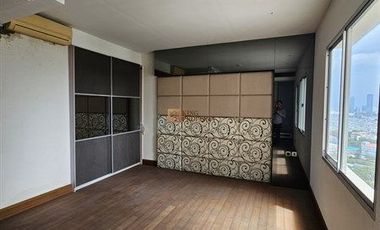 Siap siap Cuan! Nego sampai deal Dijual 2br Renovasi jadi 1br luas siap huni semi furnished Apartemen Mediterania Marina Ancol Residence