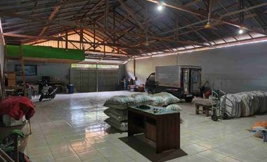 🚨 DIJUAL CEPAT – KOSAN + RUMAH TINGGAL + GUDANG STRATEGIS KENDARI BARAT! 🚨
