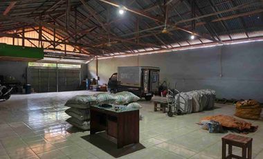 🚨 DIJUAL CEPAT – KOSAN + RUMAH TINGGAL + GUDANG STRATEGIS KENDARI BARAT! 🚨