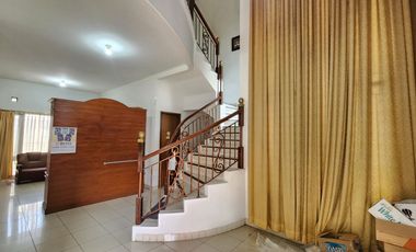 Dijual Rumah Luas Siap Huni di Kawasan Batununggal