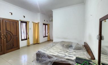 Dijual Rumah Luas Siap Huni di Kawasan Batununggal