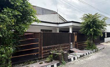 Dijual Via Lelang Rumah 1 lantai Darmo Permai Selatan