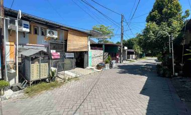 DIJUAL RUMAH 
PERUM CITRA SURYA MAS BLOK H-14
KEL. : JUMPUT REJO
KEC  ; SUKODONO
KAB  : SIDOARJO