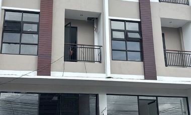 Ruko 3 Lantai Legalitas Lengkap Dijual, di Area Uluwatu Kuta Selatan