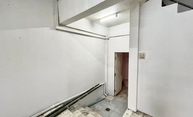 Rare Item!!! Property near the Skytrain generating 6% annual return! For sale: 3-storey townhome near MRT Bang Khae and Bang Khae Market, 3-storey