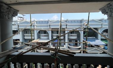 Rare Item!!! Property near the Skytrain generating 6% annual return! For sale: 3-storey townhome near MRT Bang Khae and Bang Khae Market, 3-storey
