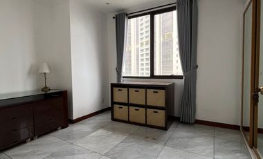 Apartemnent Disewakan di Simprug Indah