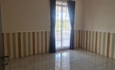 RUMAH BAGUS 2 LANTAI LINGKUNGAN NYAMAN AMAN SIAP HUNI DI TATAR SIMAKIRANA KOTA BARU PARAHYANGAN KBP BANDUNG
