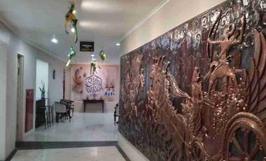 Dijual Hotel Di Jalan Raya Puncak Pass Dengan Tingkat Occupancy Tinggi dan View Pegunungan, Kebun Teh